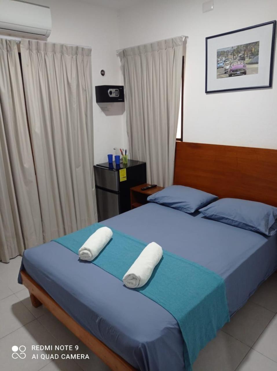 Casa De Huespedes Taino Bed & Breakfast แคนคูน ภายนอก รูปภาพ