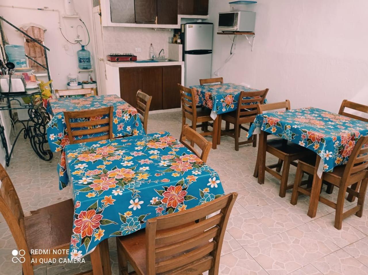 Casa De Huespedes Taino Bed & Breakfast แคนคูน ภายนอก รูปภาพ